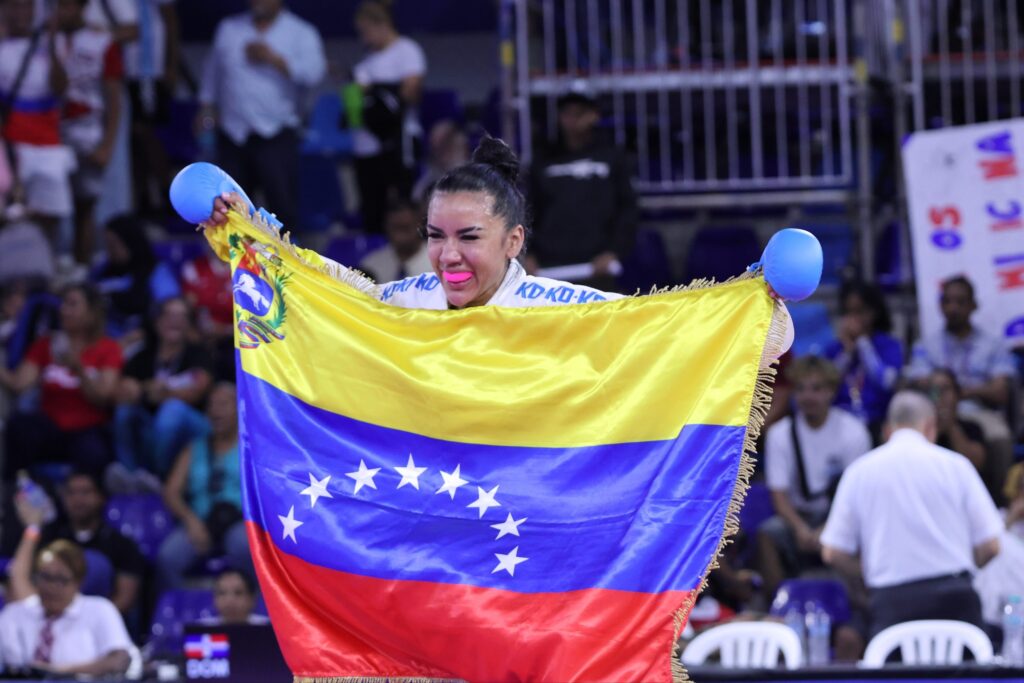 Venezuela gana tres oro y se mantiene cuarto en CAC - Agencia Carabobeña de Noticias