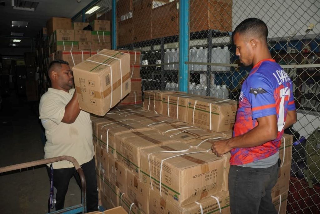 Arriban medicamentos e insumos médicos a la CHET - Agencia Carabobeña de Noticias