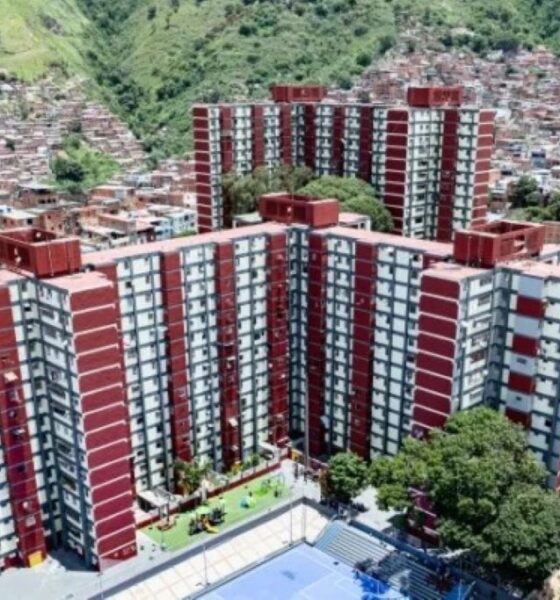 Gobierno entregó más de 440 viviendas rehabilitadas en Caracas - Agencia Carabobeña de Noticias