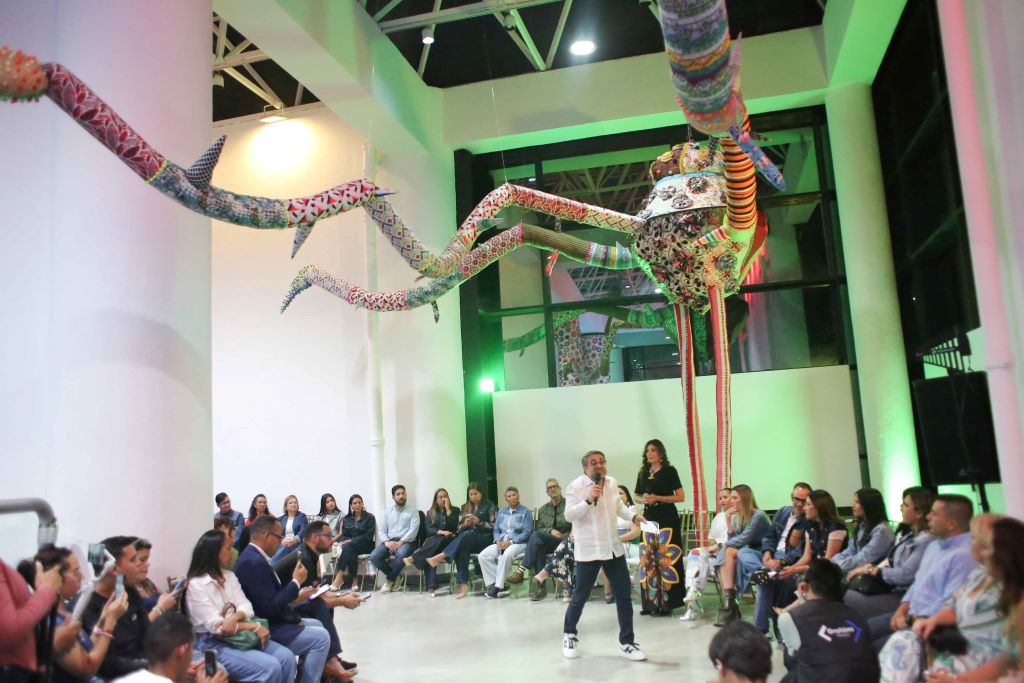 Inauguraron desfile Segunda Mano con Propósito - Agencia Carabobeña de Noticias