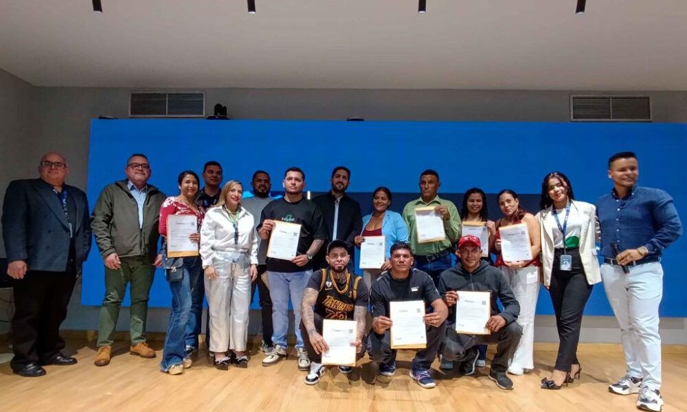 Más de mil certificados del programa Emprender Juntos - Agencia Carabobeña de Noticias