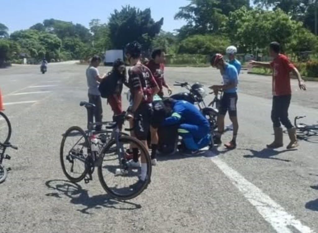 Motorizado arrolla a ciclistas en Mérida - Agencia Carabobeña de Noticias