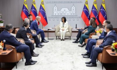 Venezuela firmó acuerdos con Chevron y ENI - Agencia Carabobeña de Noticias