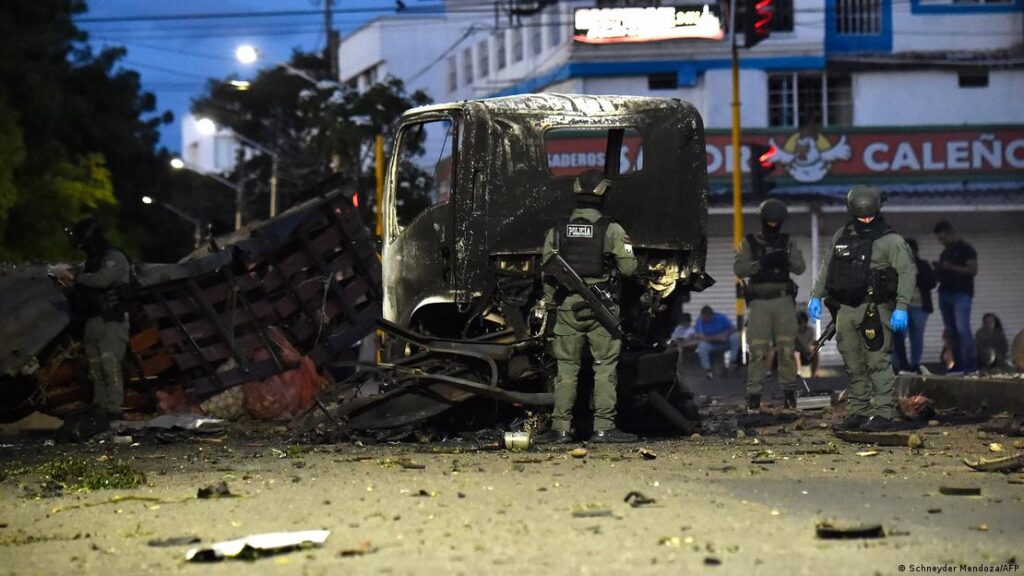 Atentado con carro bomba - Agencia Carabobeña de Noticias