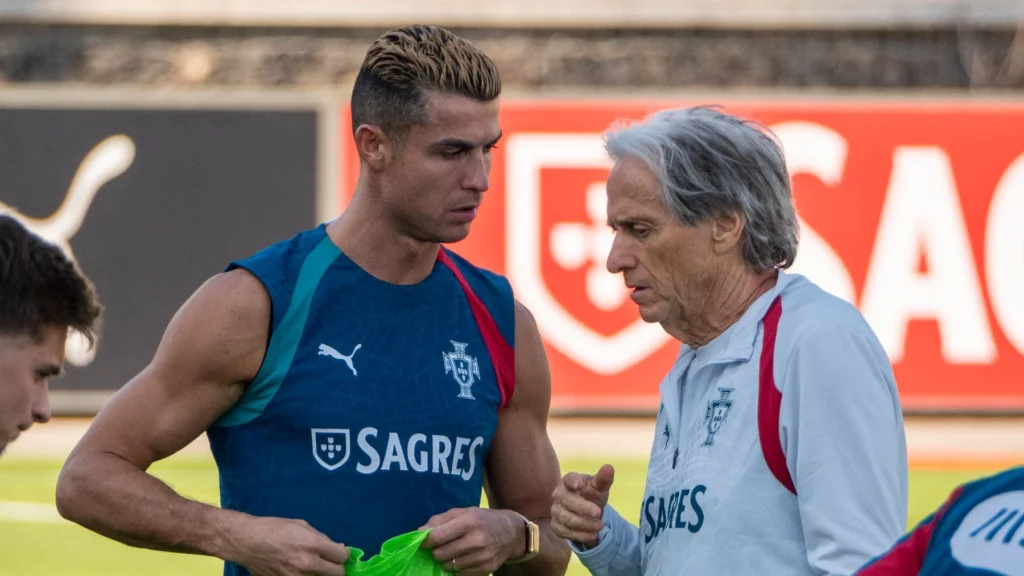 Cristiano Ronaldo abandona la concentración - Agencia Carabobeña de Noticias